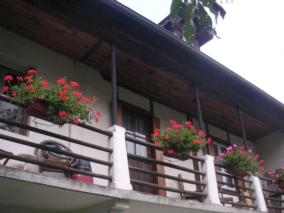 Maison Lacoste Campan Extérieur photo