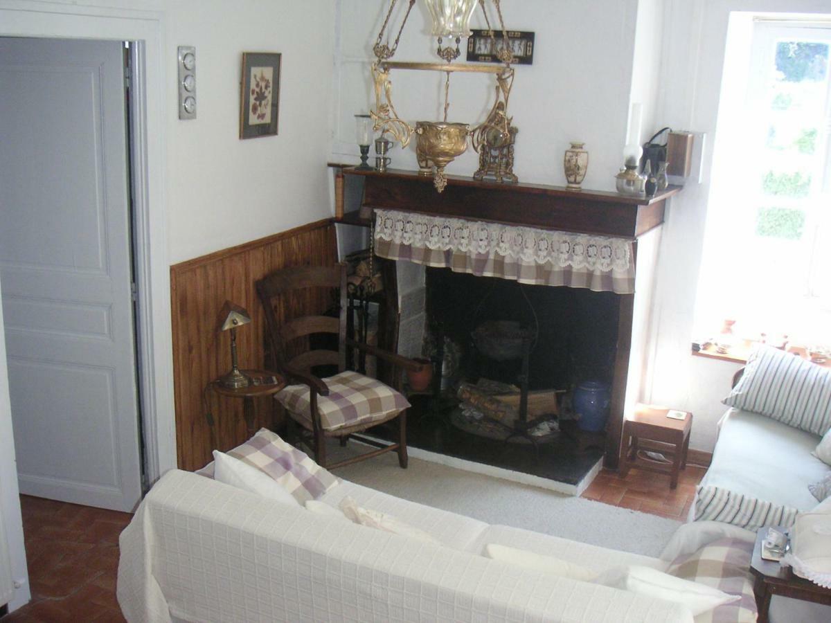 Maison Lacoste Campan Extérieur photo